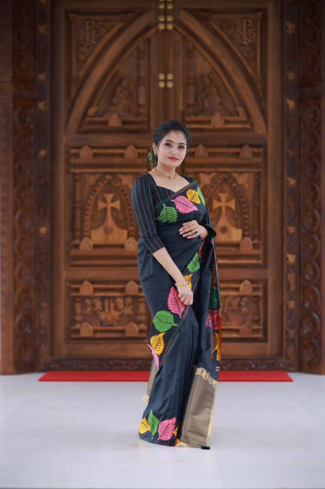 AD 1108 Blue Designer Border Banarasi Silk Saree Suppliers In india